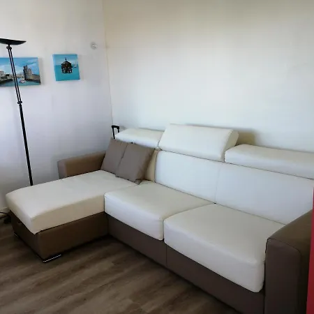 Reter Apartment Aytre Exterior photo