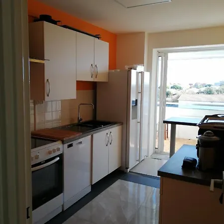 Reter Apartment Aytre Exterior photo